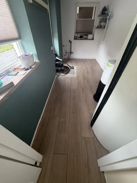 Vloer – Tegelwerk 130 m² door AREV Bouw