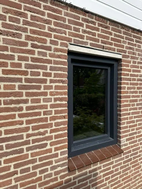Kozijnen – Kozijnen en deuren door AREV Bouw