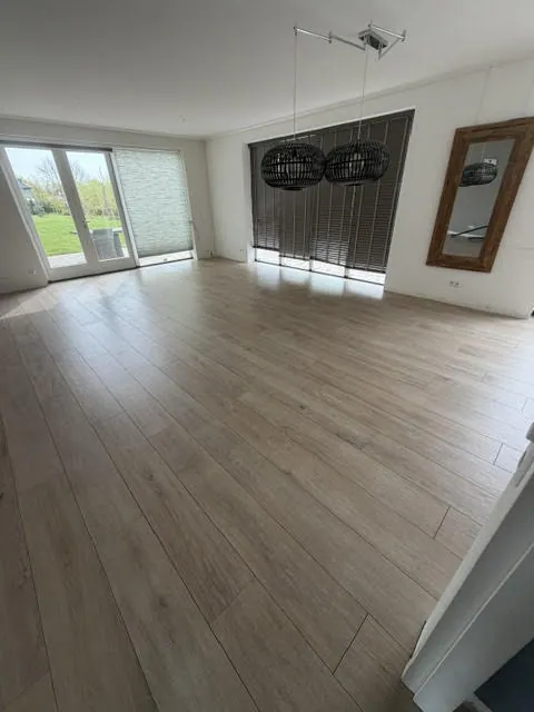 Vloer – Tegelwerk 130 m² door AREV Bouw