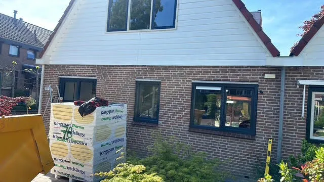 Kozijnen – Kozijnen en deuren door AREV Bouw