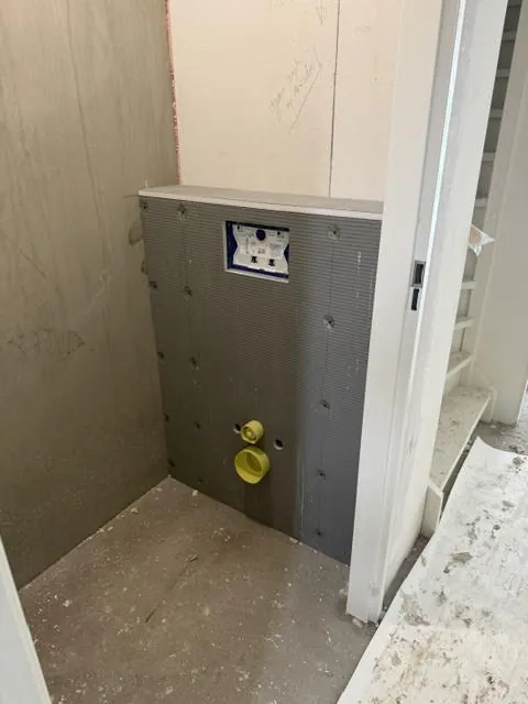 Badkamer – Badkamer en toilet Hillegom door AREV Bouw